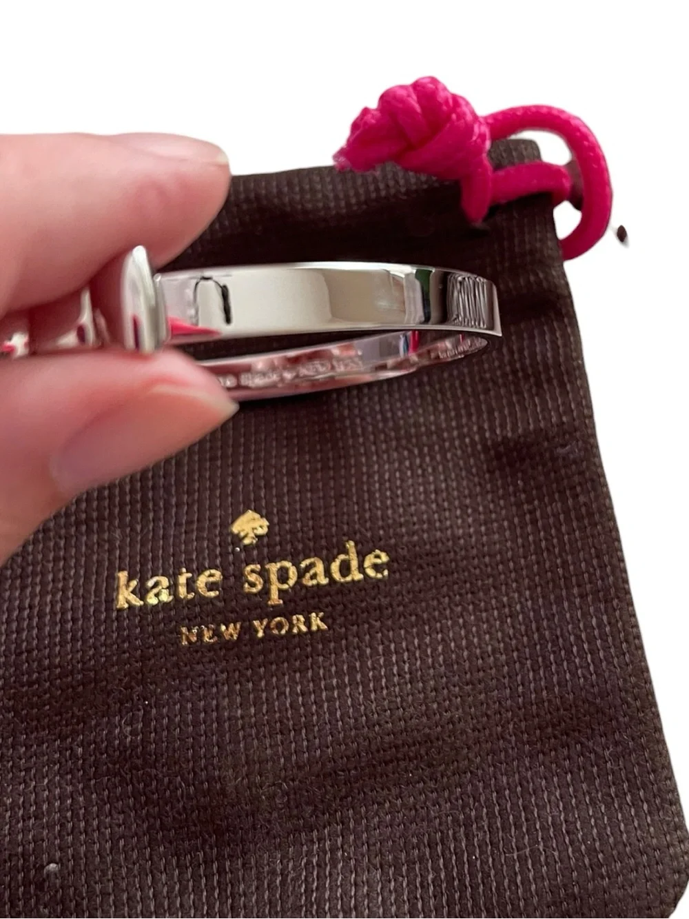 Kate Spade New York Take a Bow Women’s Silver Bangle Bracet